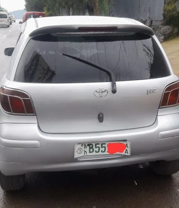 Toyota Vitz 2002 Automatic – photo 5