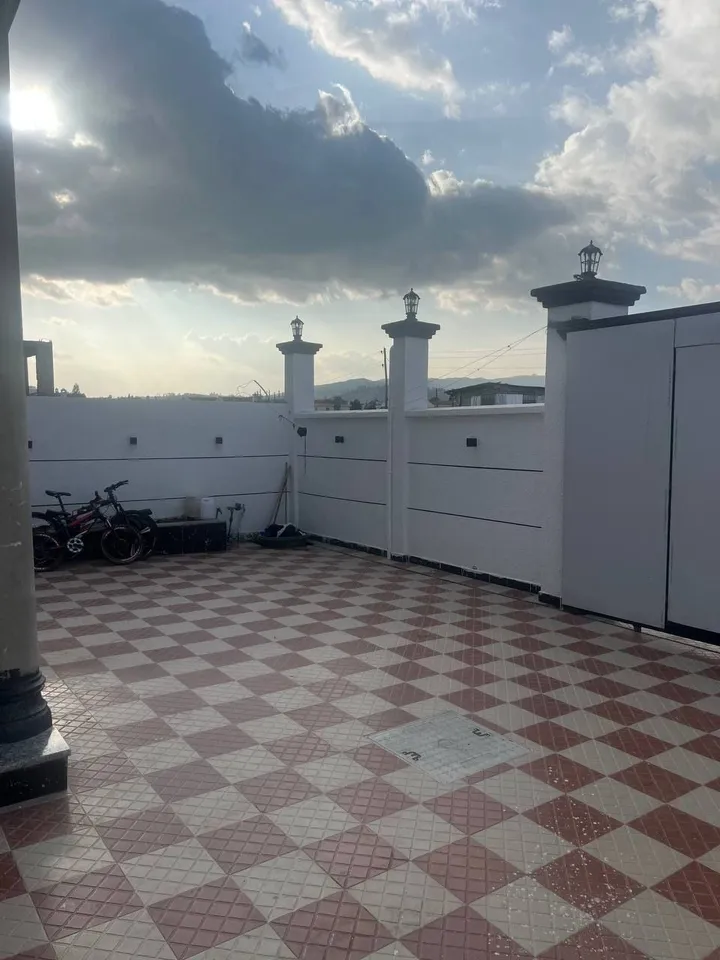 Modern 5-Bedroom Villa in Tafo – photo 4