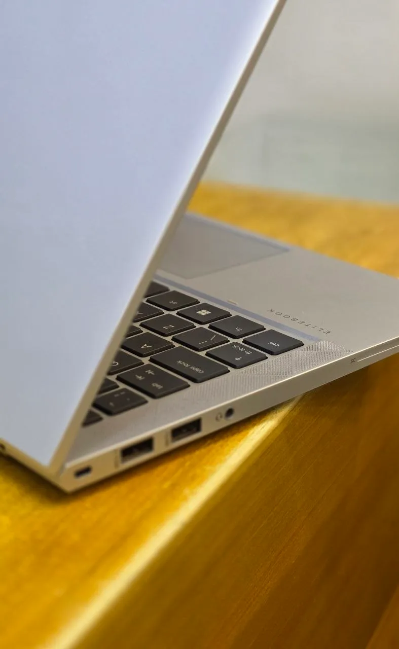 HP EliteBook x360 830 G8 – photo 7