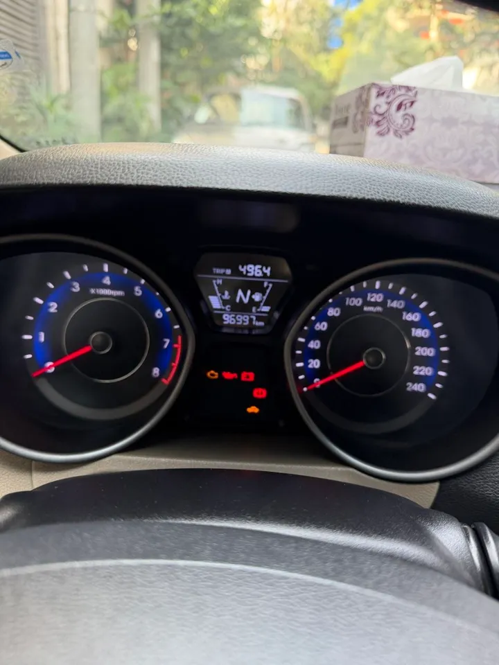 Hyundai Elantra 2015 Automatic – photo 6