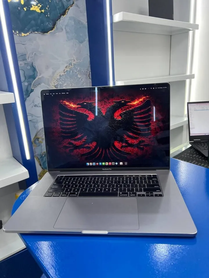 Apple MacBook Pro 2019 16 Inch – photo 7