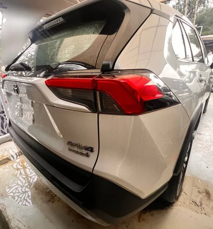 Brand New Toyota RAV4 Hybrid 2024 – photo 3