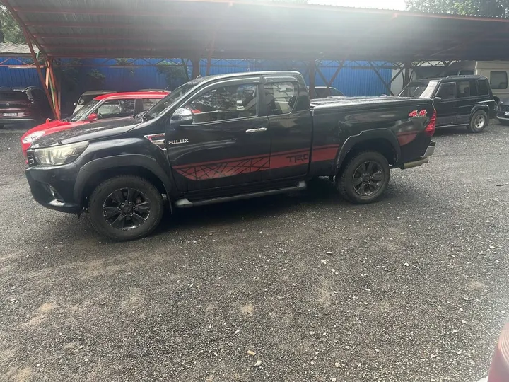Toyota Hilux Revo 2017 4WD – photo 3
