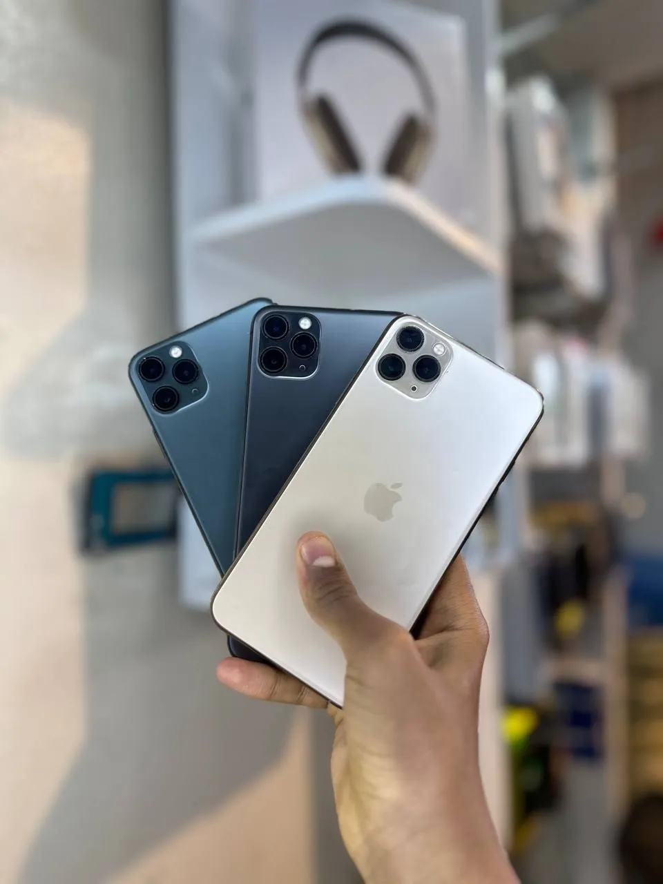 iPhone 11 Pro Max 64GB 256GB – photo 3