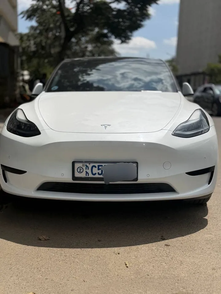 Tesla Model Y 2023 – photo 7