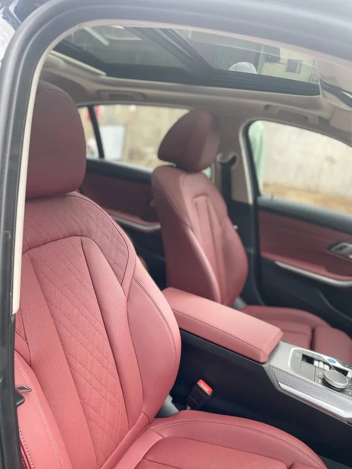 2025 BMW IX3 EV SUV – photo 3