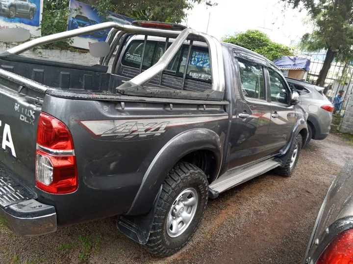 Toyota Hilux Double Cab 2012 – photo 8