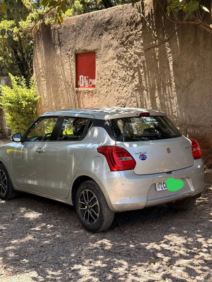 Suzuki Swift 2022 Automatic – photo 6