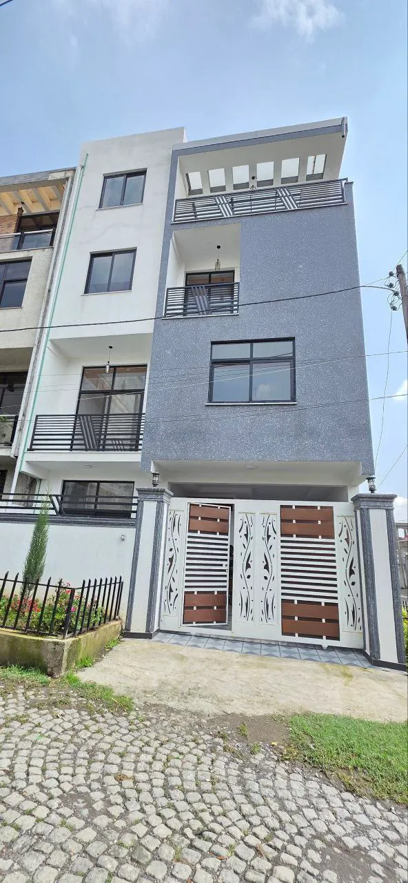 Modern G+3 House at Ayat – photo 3