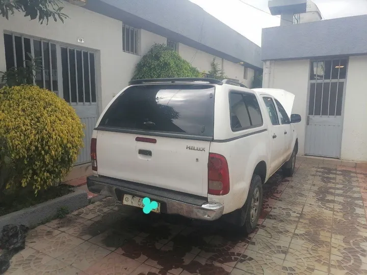 Toyota Hilux Double Cab 2010 – photo 3