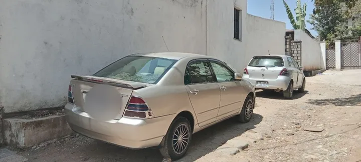 Toyota Corolla 2004 Automatic – photo 4