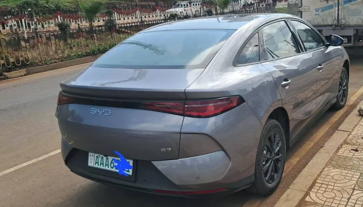 2026 BYD e7 Electric Sedan – photo 3