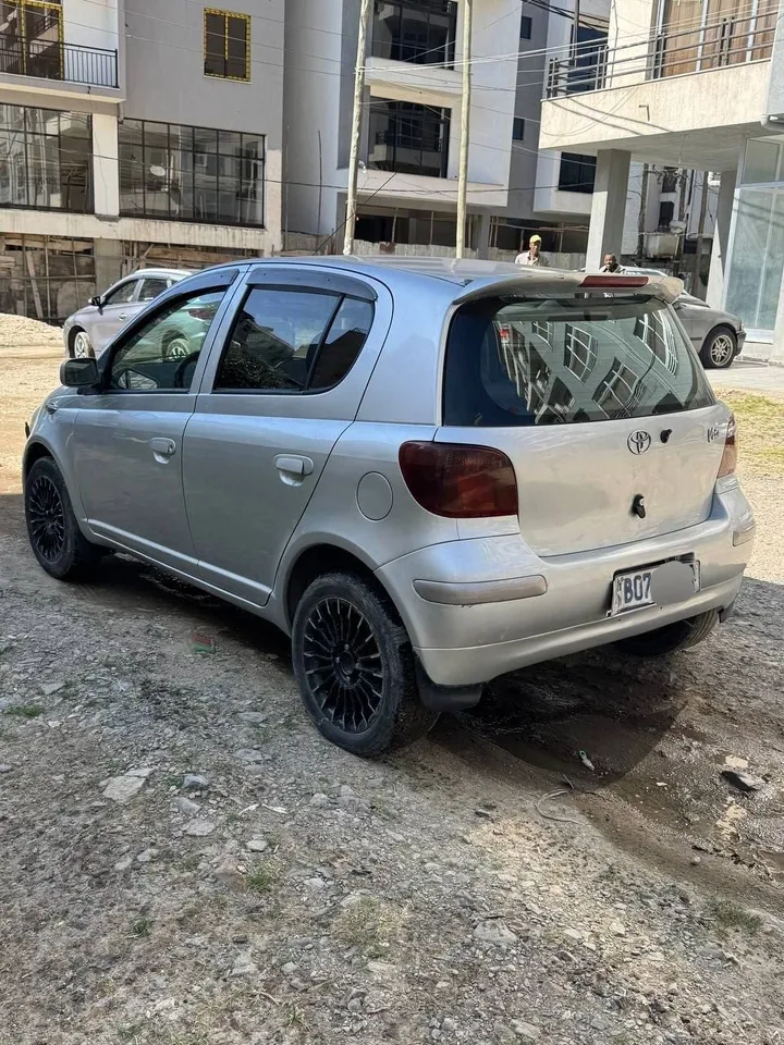 Toyota Vitz 2002 Automatic – photo 5