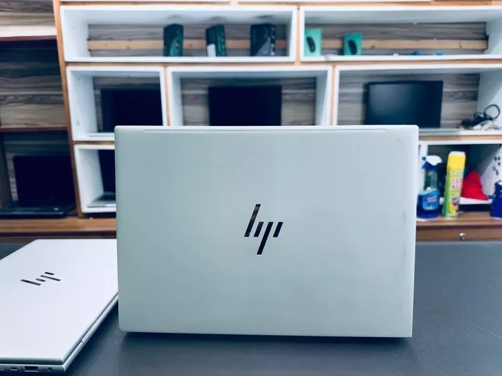 HP EliteBook 840 G10 i7 16GB 1TB – photo 3