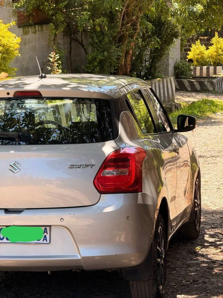 Suzuki Swift 2022 Automatic – photo 3