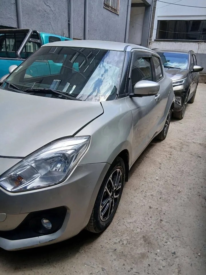 Suzuki Swift 2021 Full Option – photo 3