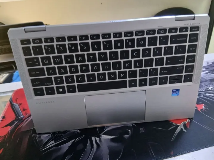 HP EliteBook x360 1040 G8 Laptop – photo 3