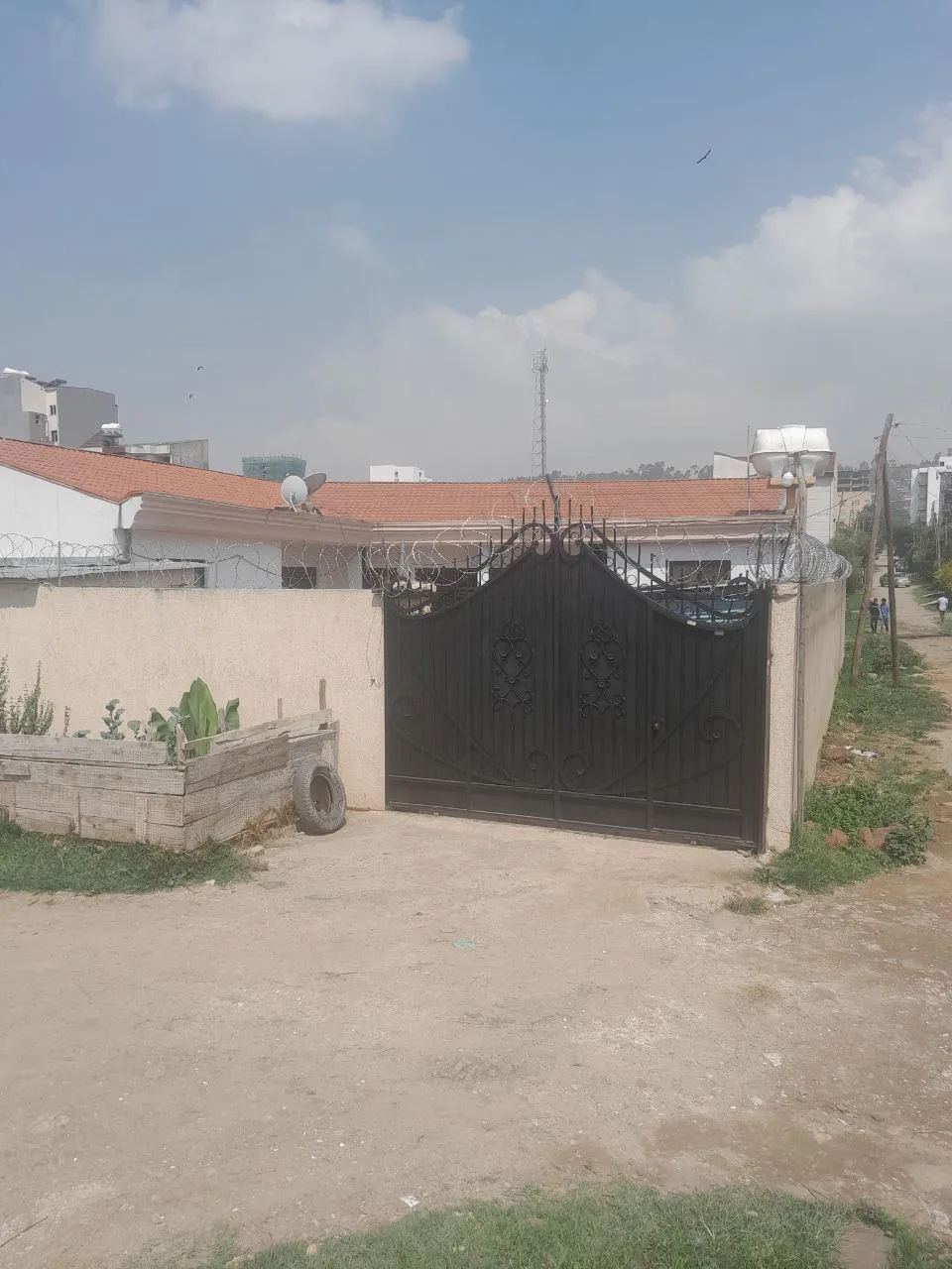 Modern L Shape Villa 300 sqm – photo 3