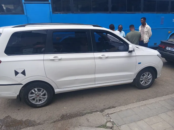 Wiling 7 Seater 2020 Manual – photo 3