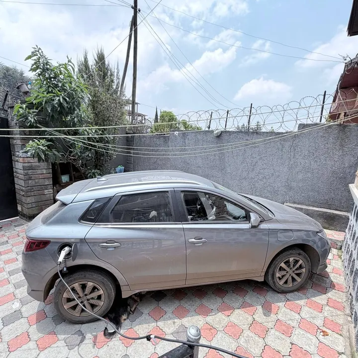 BYD e2 2025 Electric Hatchback – photo 3