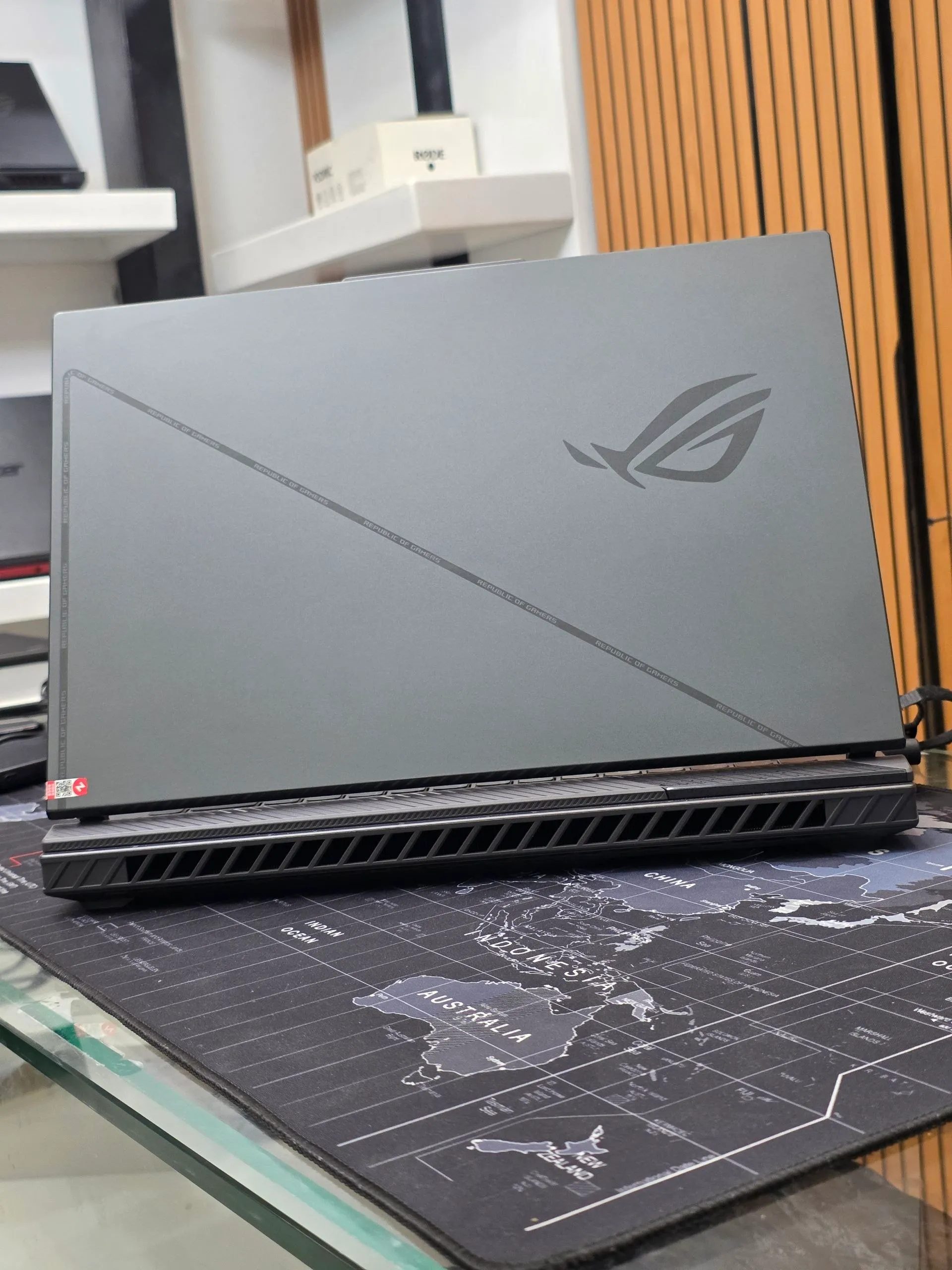 Asus ROG Strix i9 RTX 4070 Laptop – photo 5