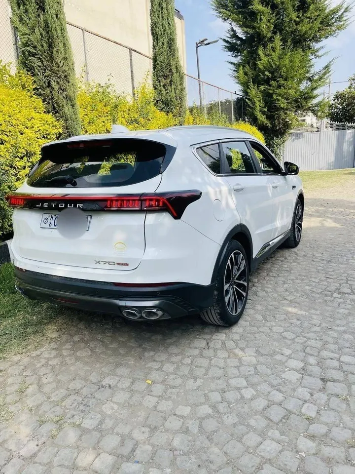 Jetour X70 Plus 2022 SUV – photo 4