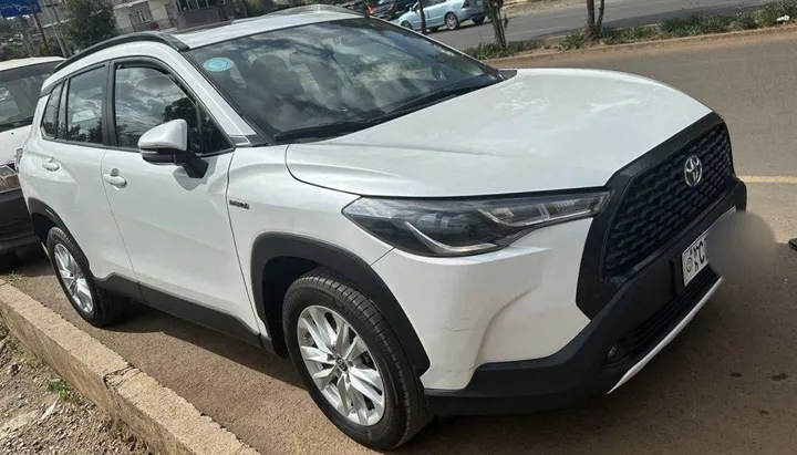 2023 Toyota Corolla Cross Hybrid – photo 5