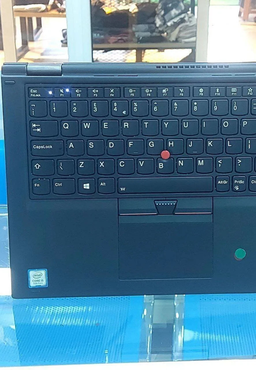 Lenovo ThinkPad Yoga 380 – photo 4