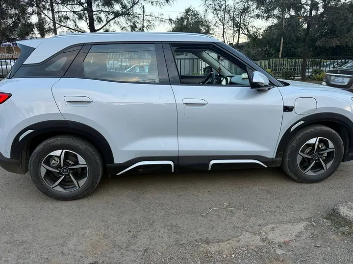 BYD Yuan Up Electric 2025 – photo 4