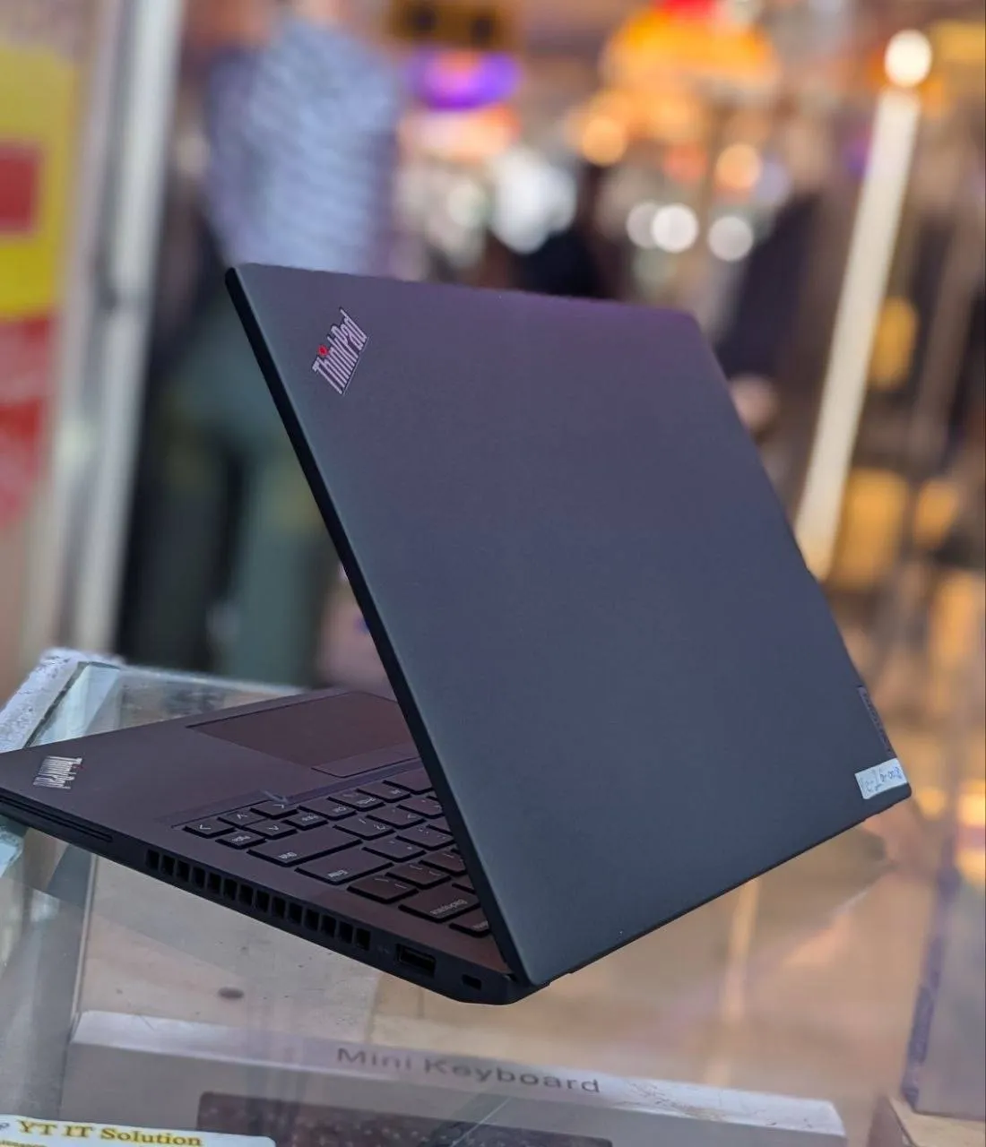 Lenovo ThinkPad T14 Gen 3 Laptop – photo 4