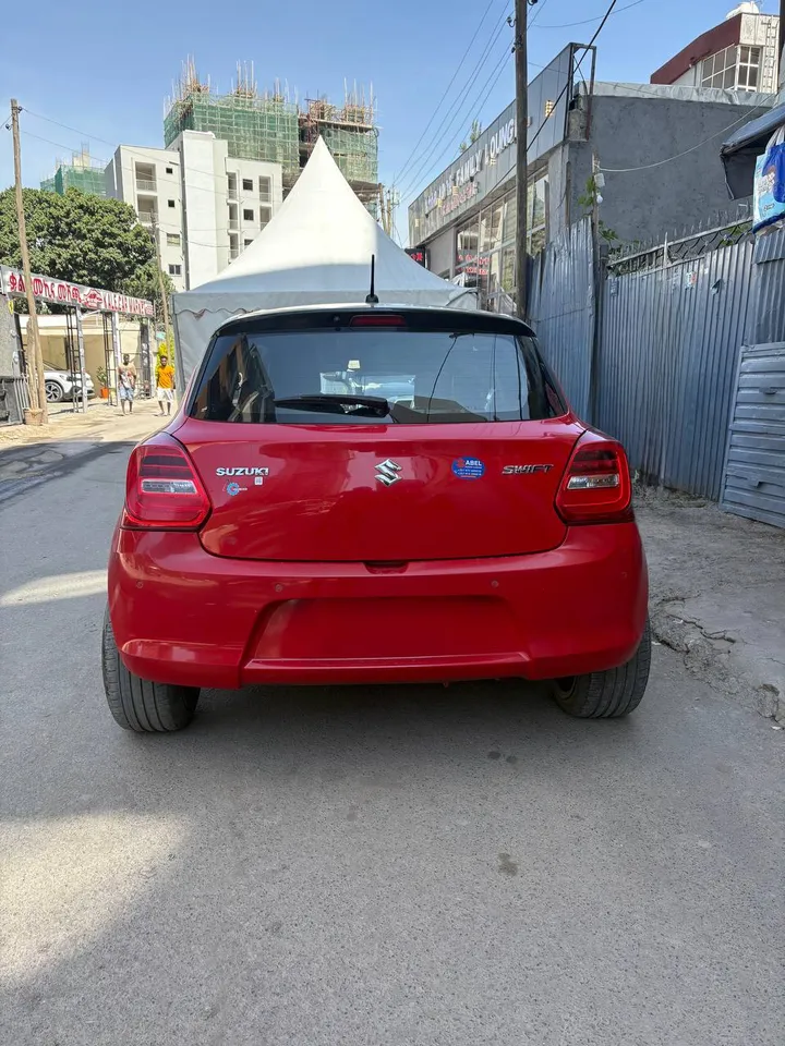 2022 Suzuki Swift Automatic – photo 4
