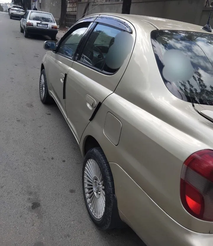 Toyota Platz 2001 Automatic – photo 5