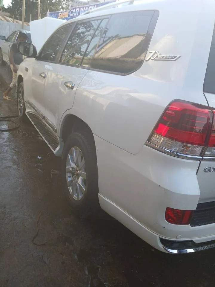 Toyota Land Cruiser GXR 2019 – photo 5