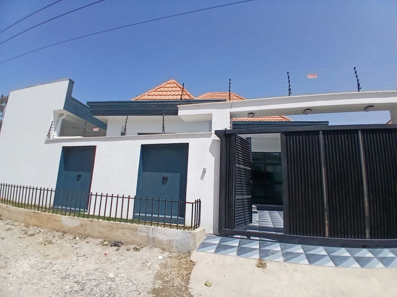 Modern 4 Bedroom Villa in Ayat – photo 4
