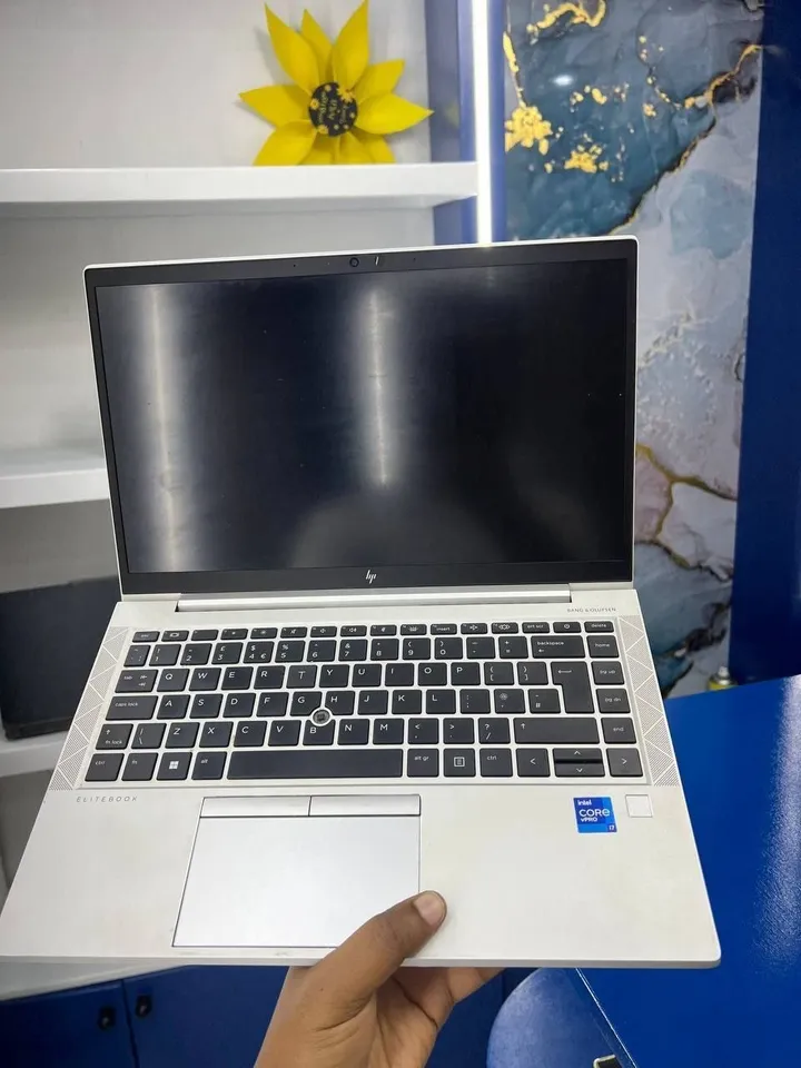 HP EliteBook 840 G8 i7 Laptop – photo 7