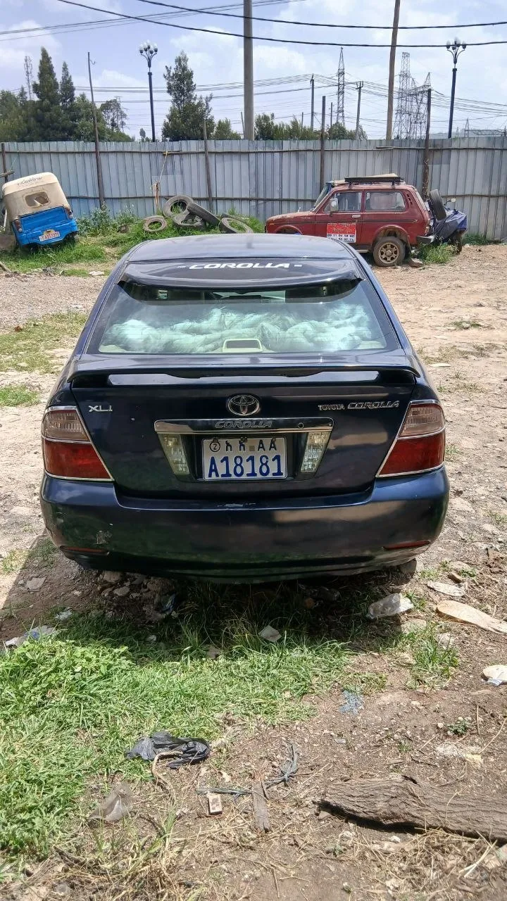 Toyota Corolla 2005 Sedan – photo 3