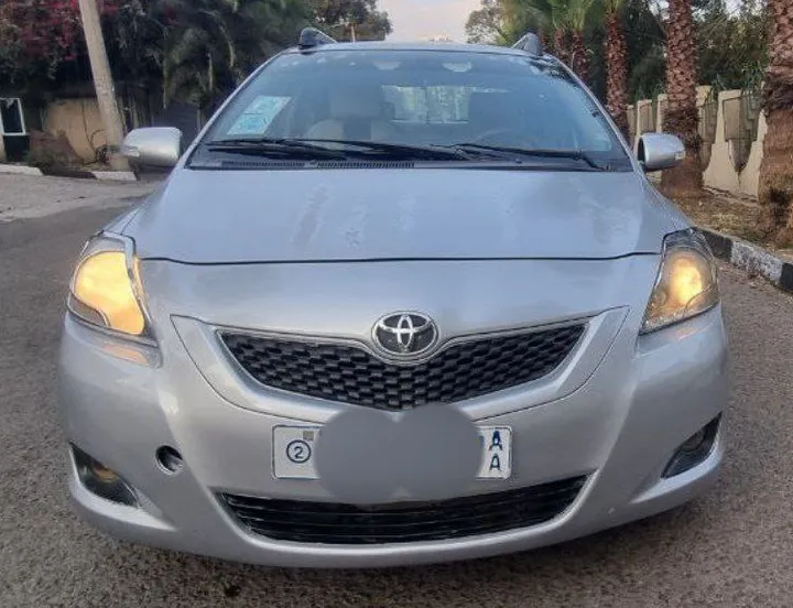 Toyota Yaris Belta 2010 Automatic – photo 6
