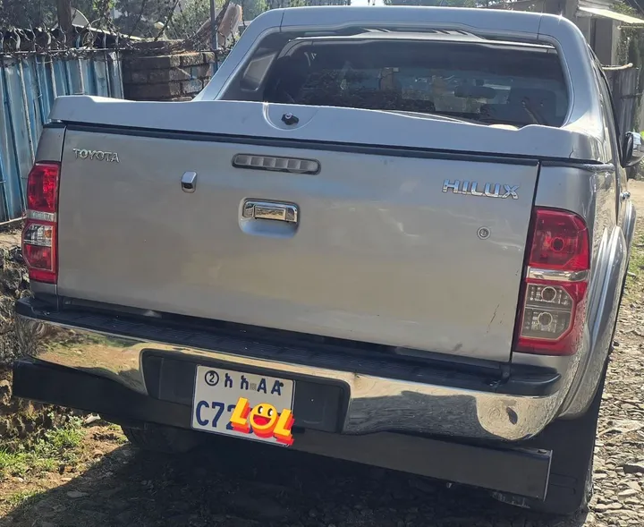 Toyota Hilux Grade One Pickup – photo 7