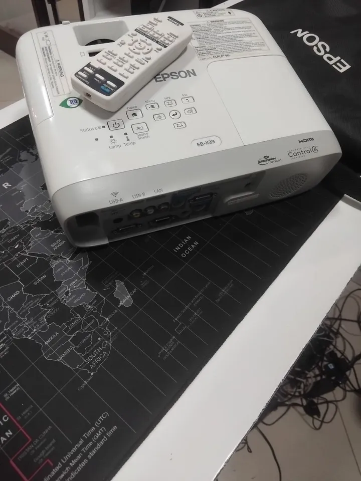 Brand New Epson Projector EB-X39 – photo 5