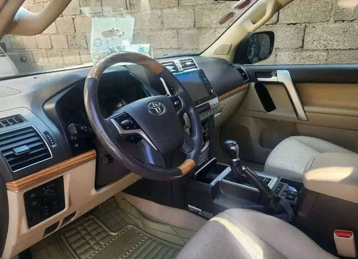 Toyota Land Cruiser Prado 2019 – photo 5