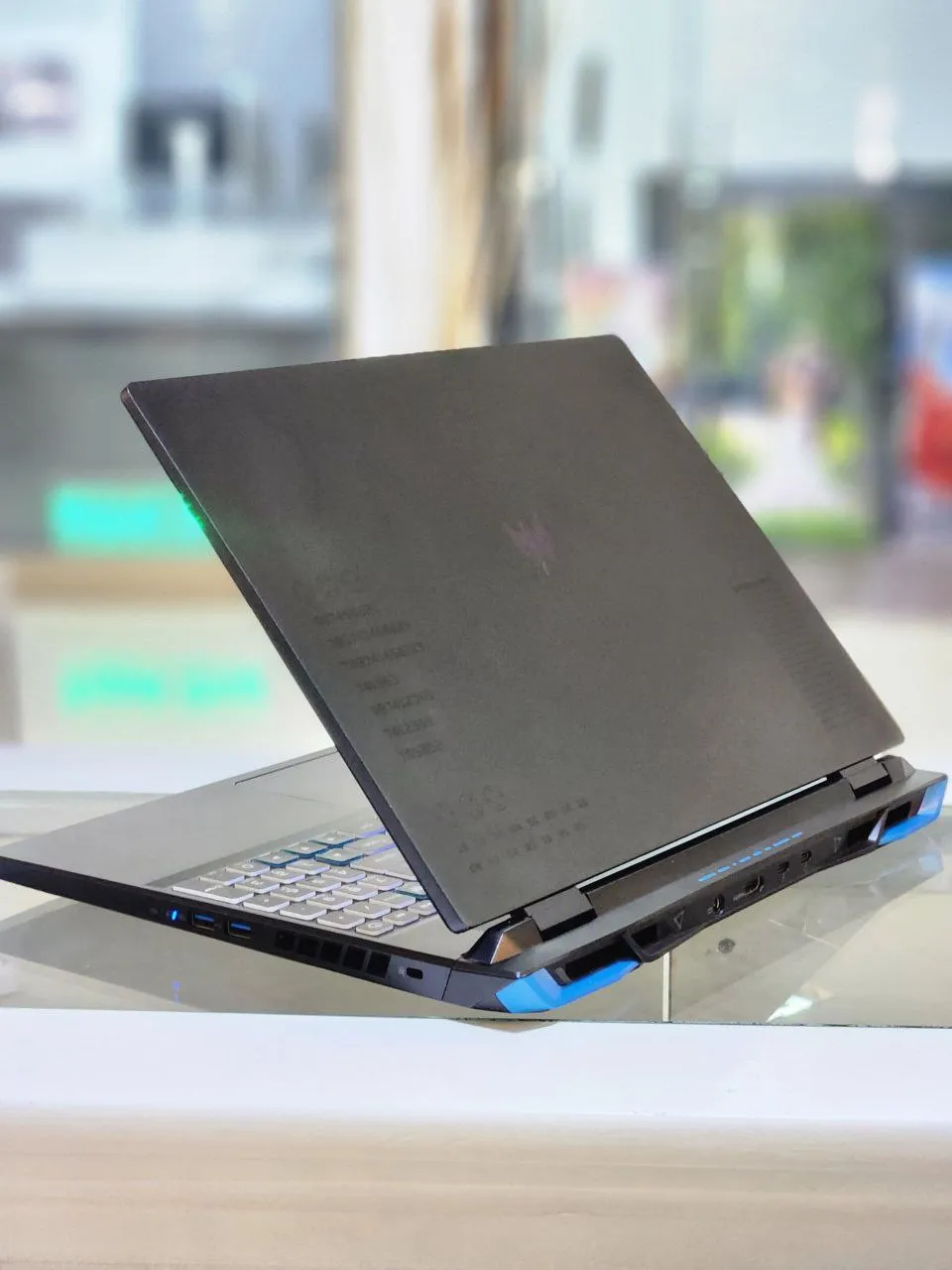 Acer Predator Helios 300 Gaming Laptop – photo 3