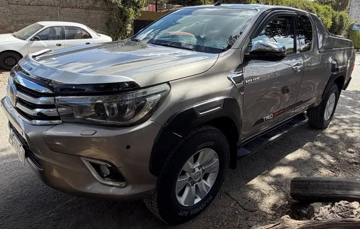 Toyota Hilux Revo 2018 – photo 5