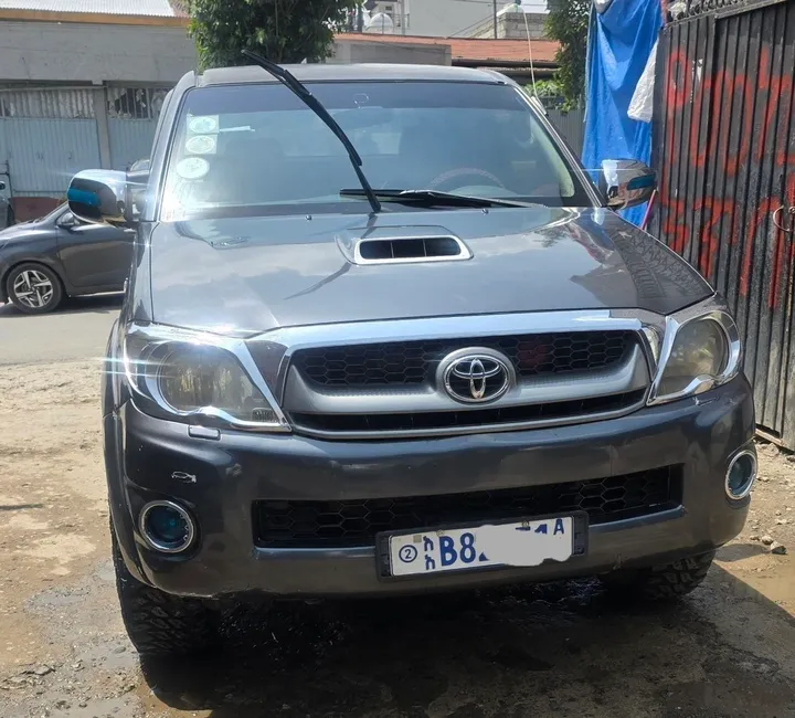 Toyota Hilux King Cab 2010 – photo 5
