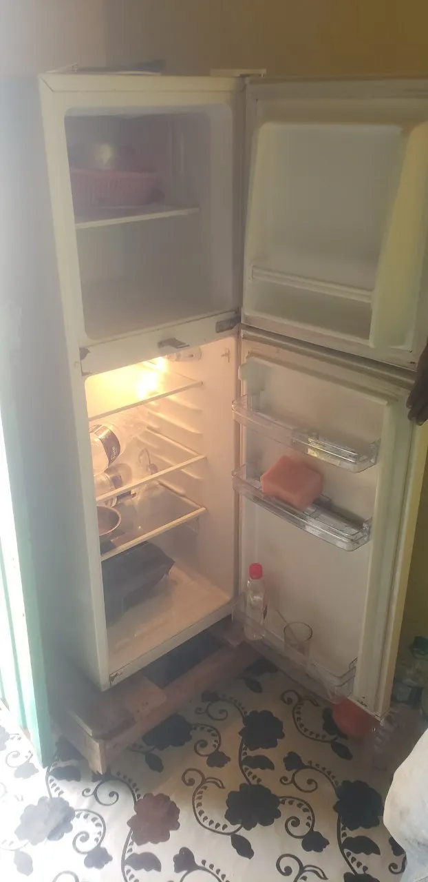 Africa Star 180L Home Refrigerator – photo 3