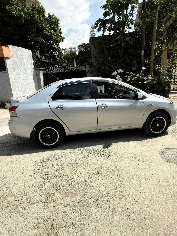 Toyota Yaris Belta 2008 – photo 4