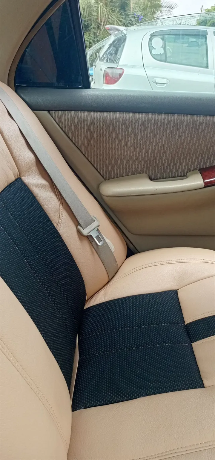 Toyota Corolla 2005 Automatic – photo 4