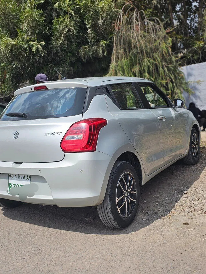 Suzuki Swift 2022 Automatic – photo 7