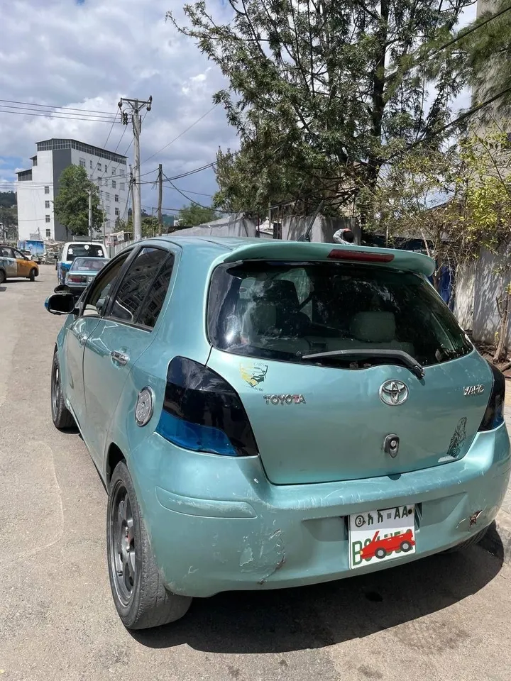 Toyota Yaris Compact 2007 – photo 9