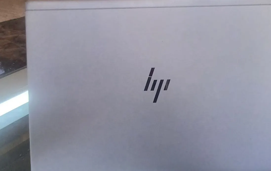HP EliteBook 830 G6 i5 Laptop – photo 3
