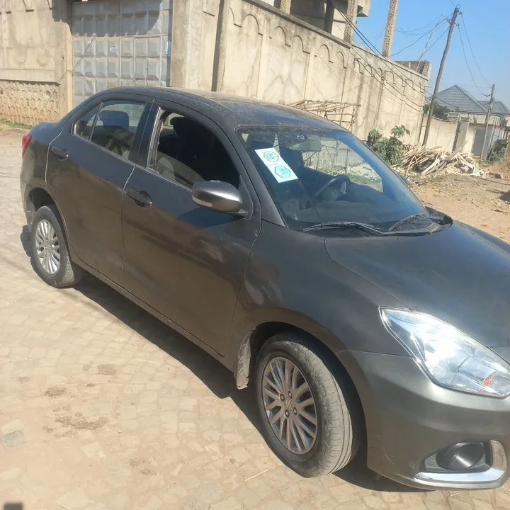 Suzuki Dzire 2021 Automatic – photo 3